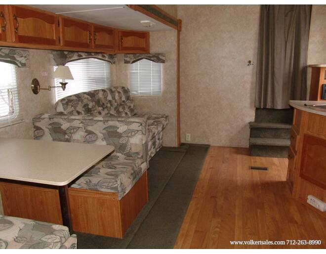 2006 Wildwood LE 25BGSS Fifth Wheel at Volkert Sales LC STOCK# 6A236945 Photo 16