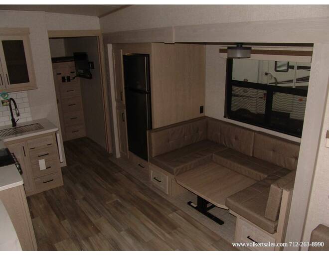 2023 Rockwood Ultra Lite 2891BH Fifth Wheel at Volkert Sales LC STOCK# P1903391 Photo 8