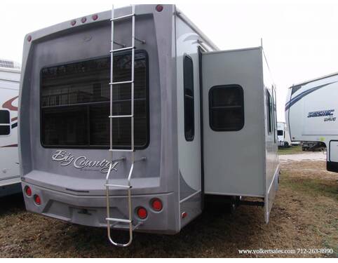2011 Heartland Big Country 3650RL Fifth Wheel at Volkert Sales LC STOCK# BE232898 Photo 4